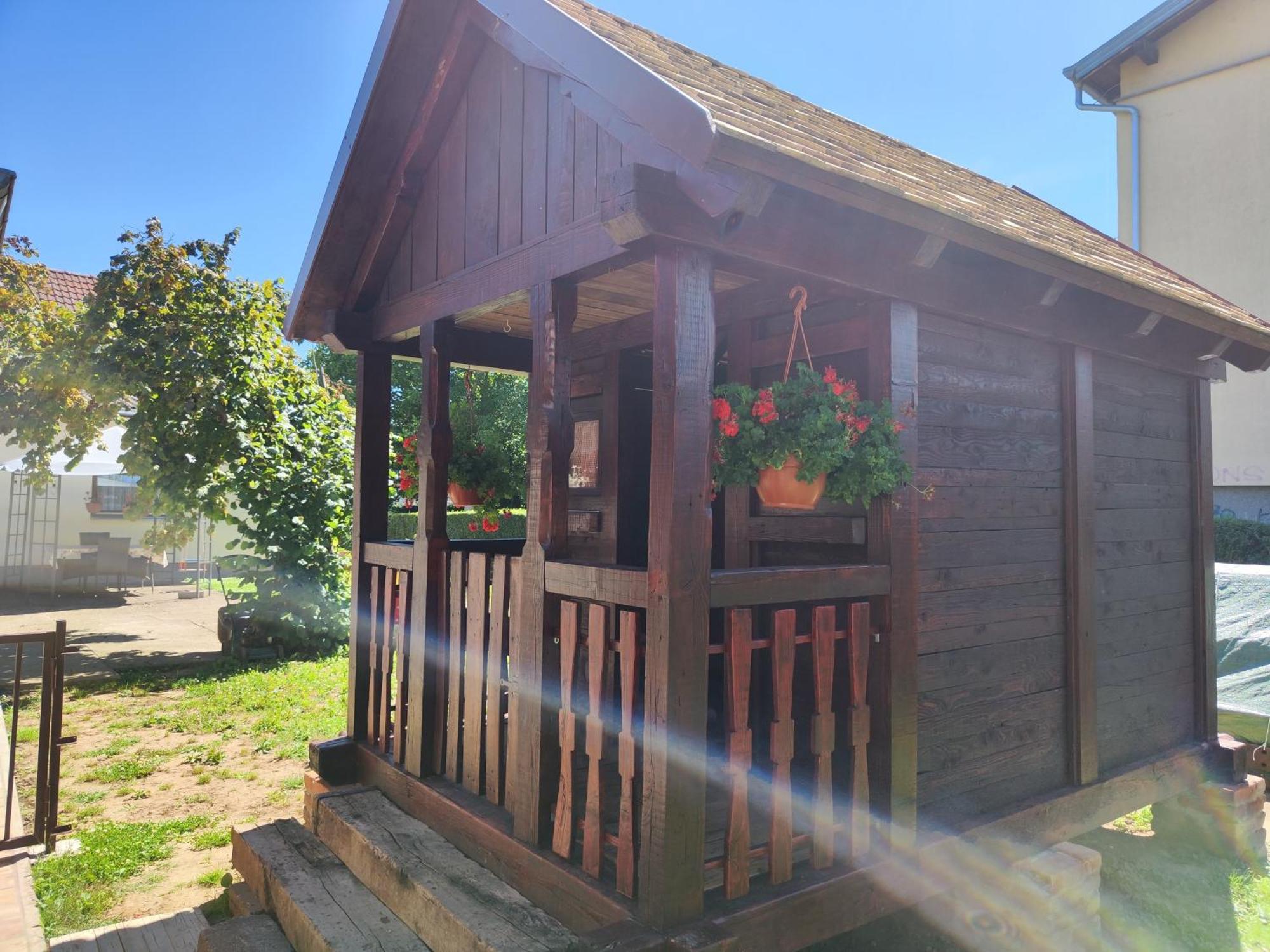 Vila Josipa Vukovar Exteriör bild